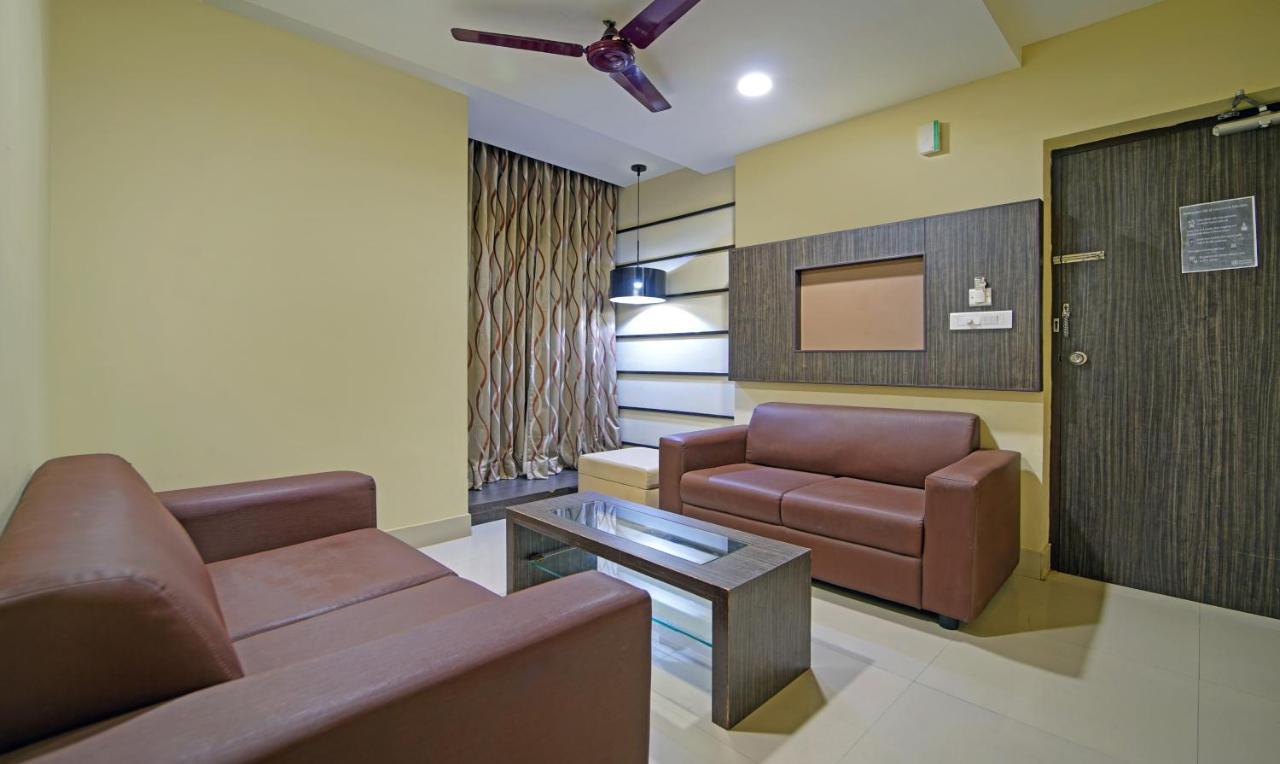 Treebo Trend Lake View Park T Nagar Chennai Exteriör bild