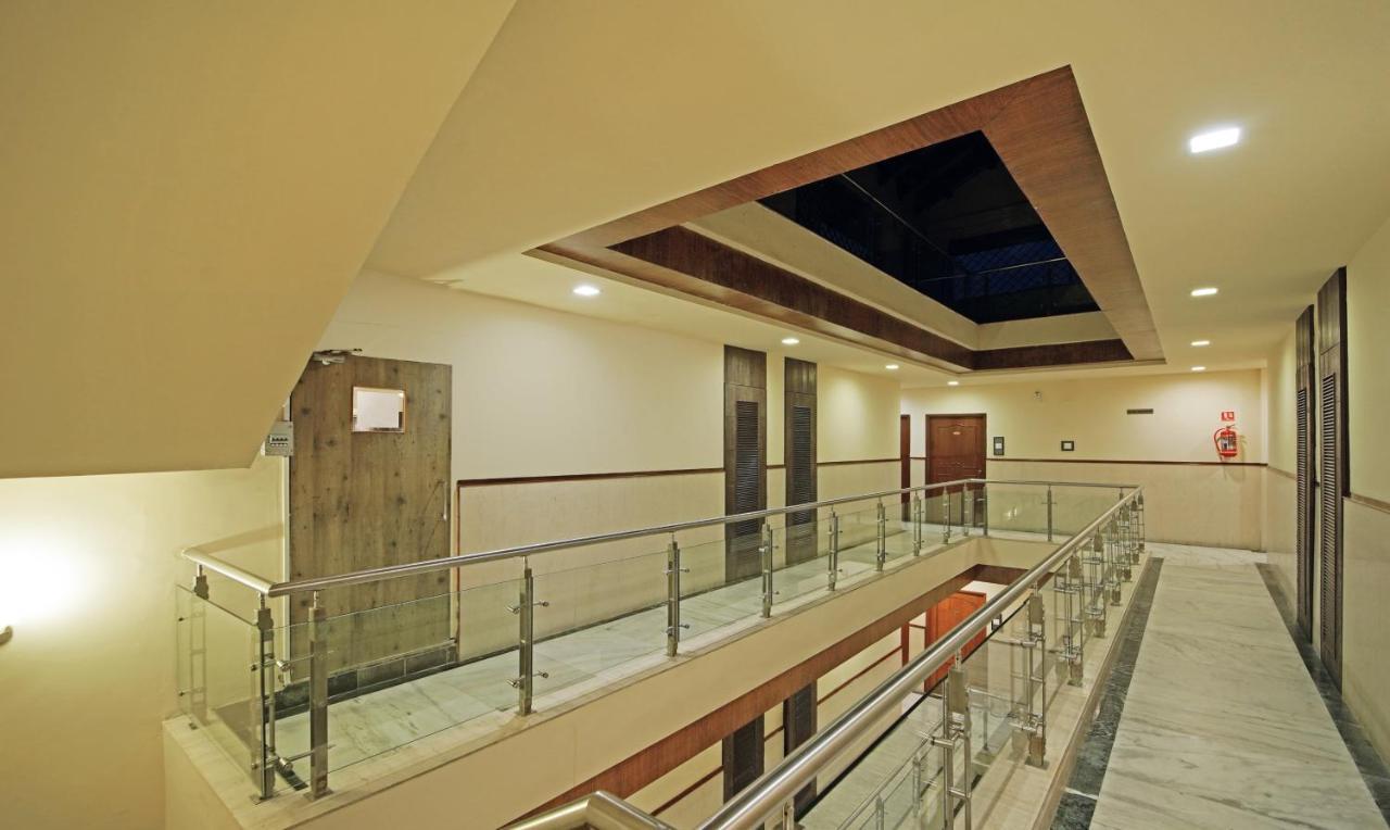 Treebo Trend Lake View Park T Nagar Chennai Exteriör bild